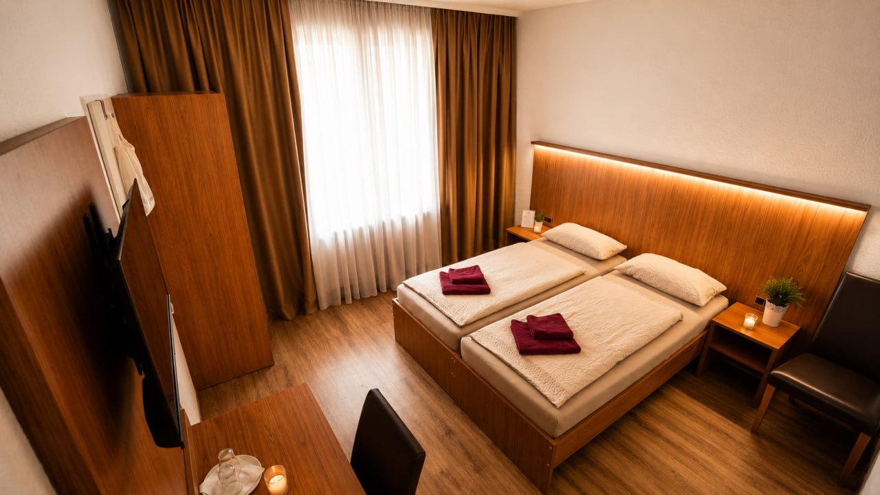 Doppelbettzimmer mit Doppelbett